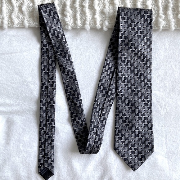 ✨ BUY 1 GET 1 FREE ✨Joseph&Feiss 100% Patterned Tie - Picture 1 of 4